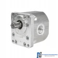 Hydraulikpumpe für einen FORTSCHRITT-Traktor, welle mit 6 Fräsern
