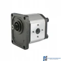 Hydraulikpumpe für einen HÜRLIMANN-Traktor, welle mit 9 Fräsern
