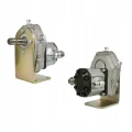 Zapfwellengetriebe mit stummel, Halteplatte und Hydraulikpumpe 46ccm, Größe 3, leistung von 94L/min