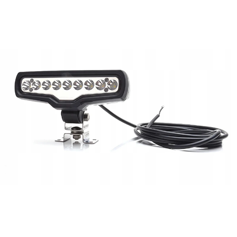 LED Arbeitsscheinwerfer mit Rückfahrlicht 4500 LM 46,5W, Anzahl der LED-Dioden: 9, licht: fokussiert