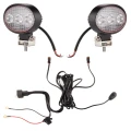 Zwei LED Arbeitsscheinwerfer 660 LM 7,1W, Anzahl der LED-Dioden: 3, licht: zerstreut. Im Set mit Kabelbaum