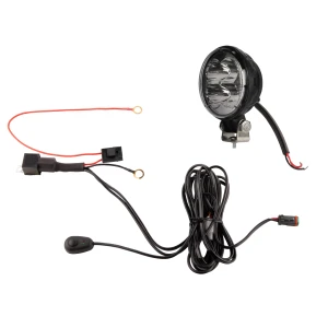 LED Arbeitsscheinwerfer 700 LM 14W, Anzahl der LED-Dioden: 4, licht: fokussiert. Im Set mit Kabelbaum     