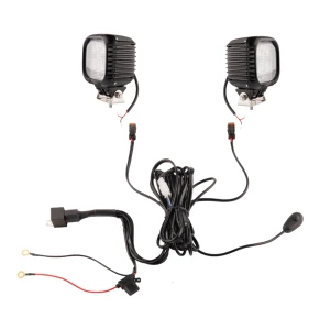 Zwei LED Arbeitsscheinwerfer 1773 LM 30W, Anzahl der LED-Dioden: 4, licht: zerstreut. Im Set mit Kabelbaum     