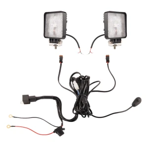 Zwei LED Arbeitsscheinwerfer 500 LM 14W, Anzahl der LED-Dioden: 5, licht: zerstreut. Im Set mit Kabelbaum      