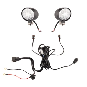 Zwei LED Arbeitsscheinwerfer 1920 LM 24W, Anzahl der LED-Dioden: 8, licht: zerstreut. Im Set mit Kabelbaum      