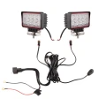 Zwei LED Arbeitsscheinwerfer 1826 LM 21W, Anzahl der LED-Dioden: 8, licht: zerstreut. Im Set mit Kabelbaum