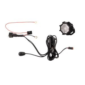 LED Arbeitsscheinwerfer 3000 LM 32W, Anzahl der LED-Dioden: 6, licht: zerstreut. Im Set mit Kabelbaum      